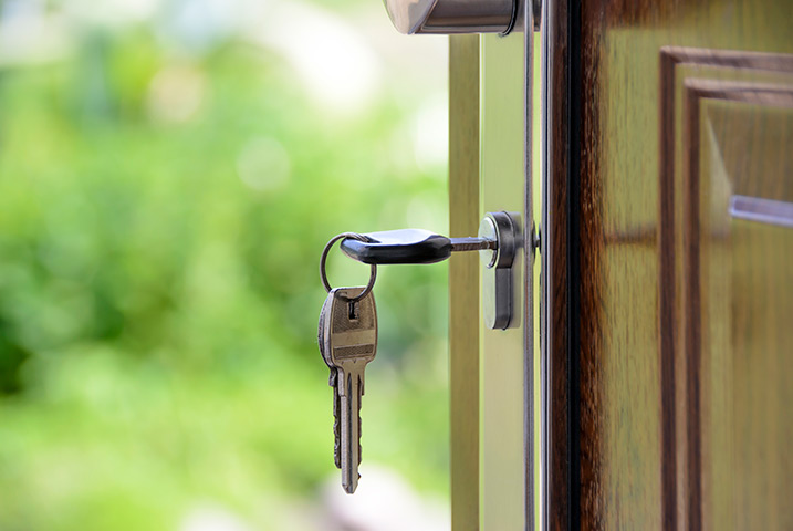 A2B Locks are able to provide local locksmiths in Elmers End to repair your broken locks. 